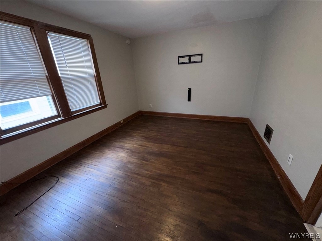 34 Sunset Street - Photo 1
