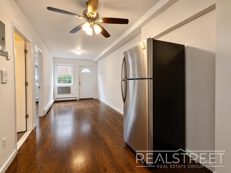 72-08 44th Ave - Photo 3