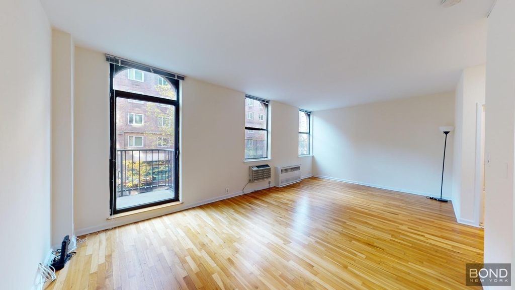 East 12th Street - Photo 0