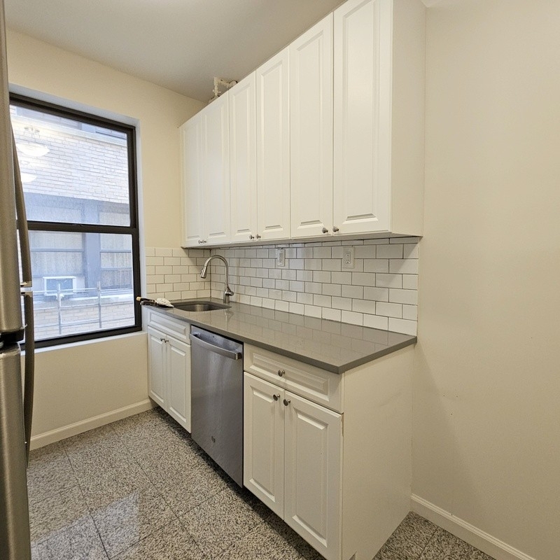 652 West 163rd Street - Photo 5