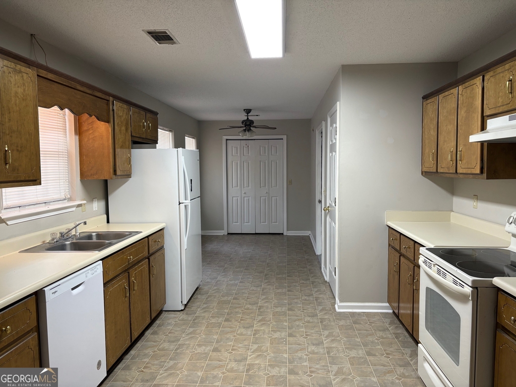 116 Harden Road - Photo 5