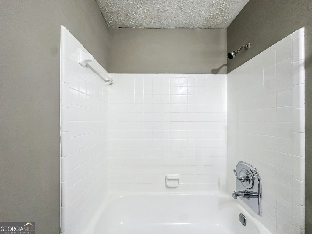 323 Park Ridge Court - Photo 11