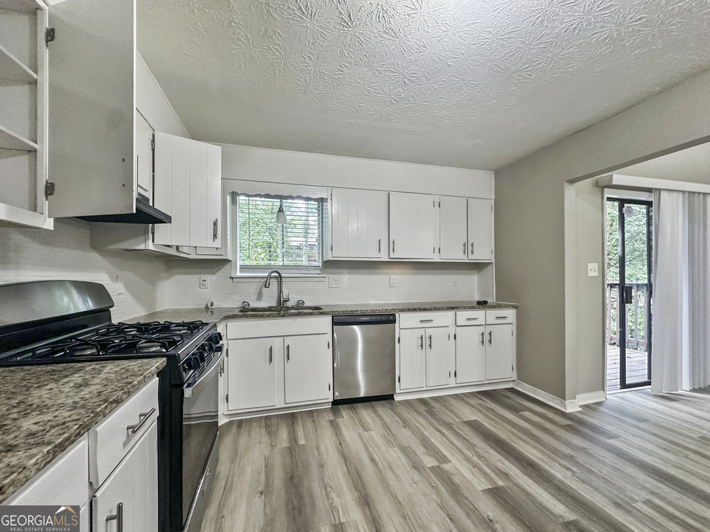 323 Park Ridge Court - Photo 5