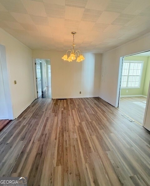 100 W Greenwood Drive - Photo 1