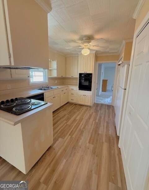 100 W Greenwood Drive - Photo 4