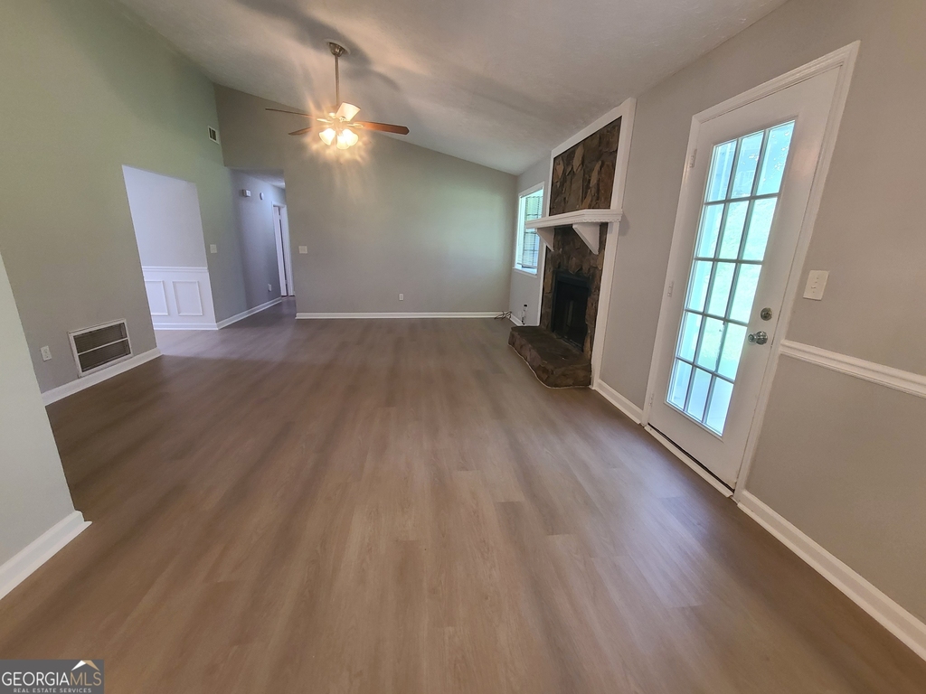 2652 Creek Hollow Drive - Photo 3