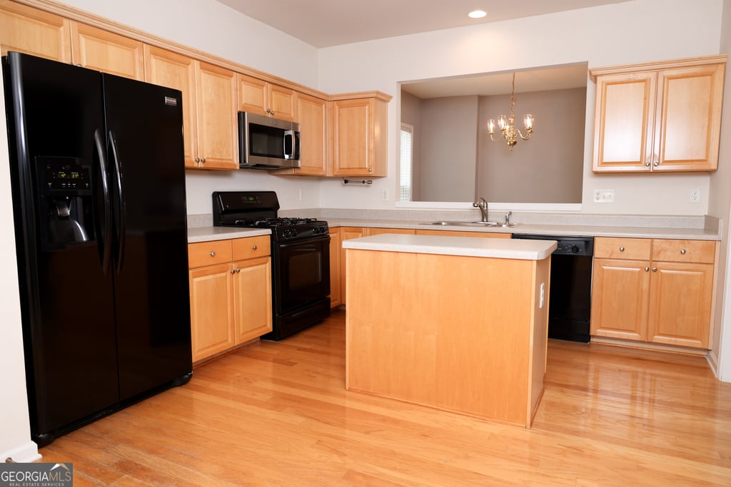 6335 Waveland Drive - Photo 3