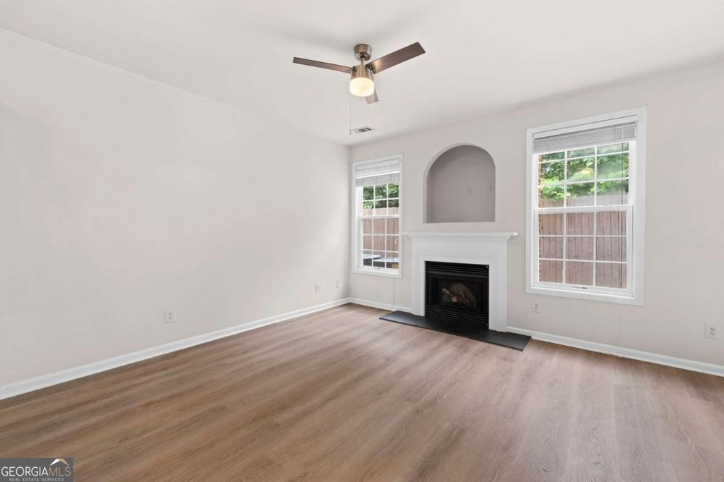 1058 Treymont Lane - Photo 10