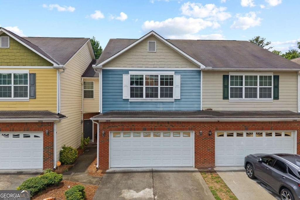 1058 Treymont Lane - Photo 1