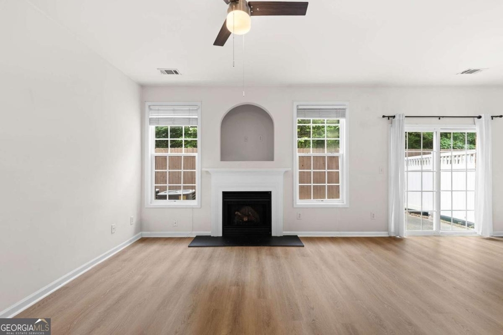 1058 Treymont Lane - Photo 11