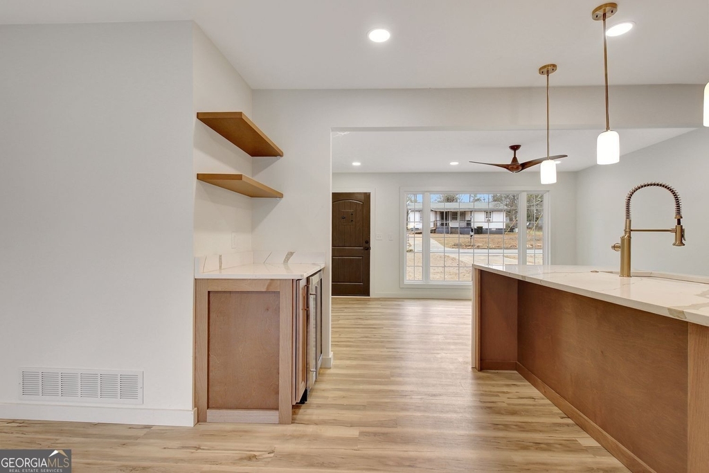 183 Pine Street Ne - Photo 12