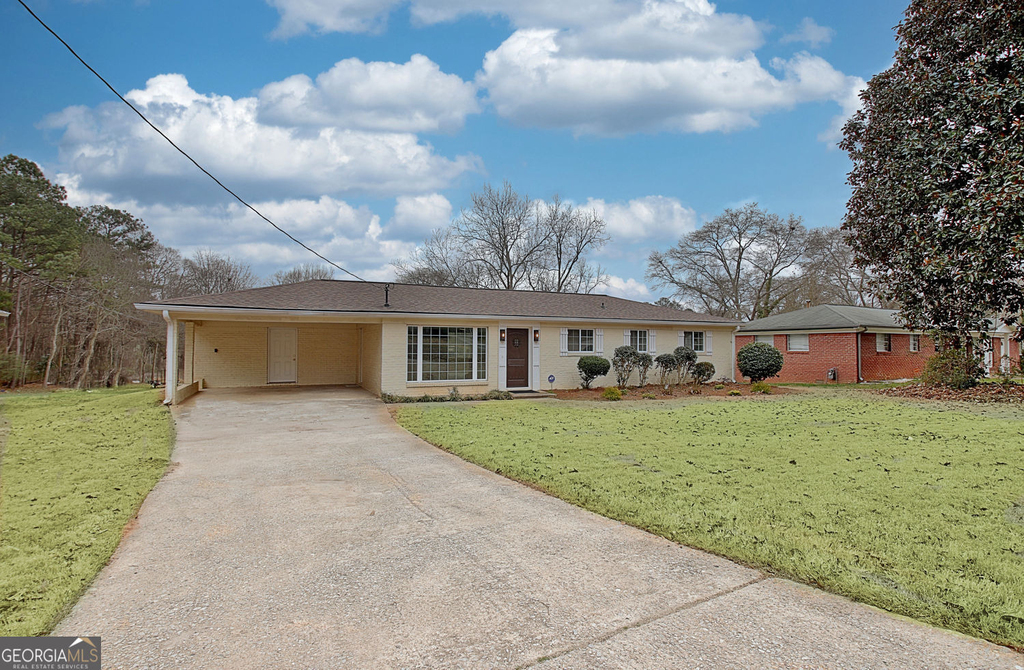 183 Pine Street Ne - Photo 0