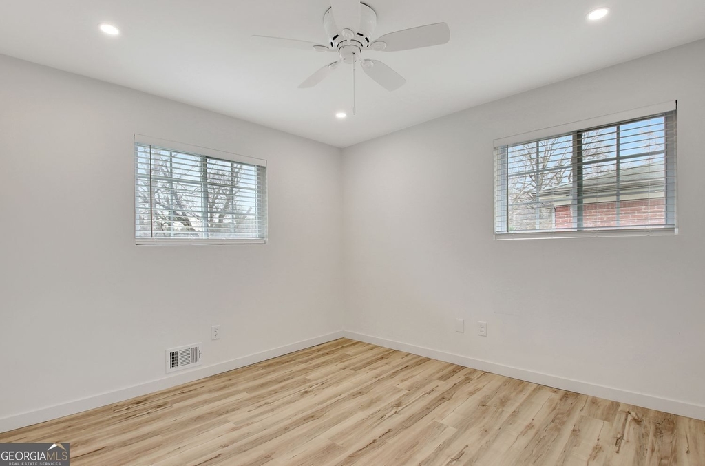 183 Pine Street Ne - Photo 37