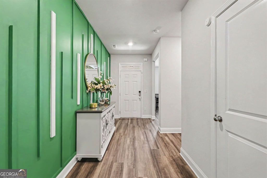 170 Glen Abbey Circle - Photo 3