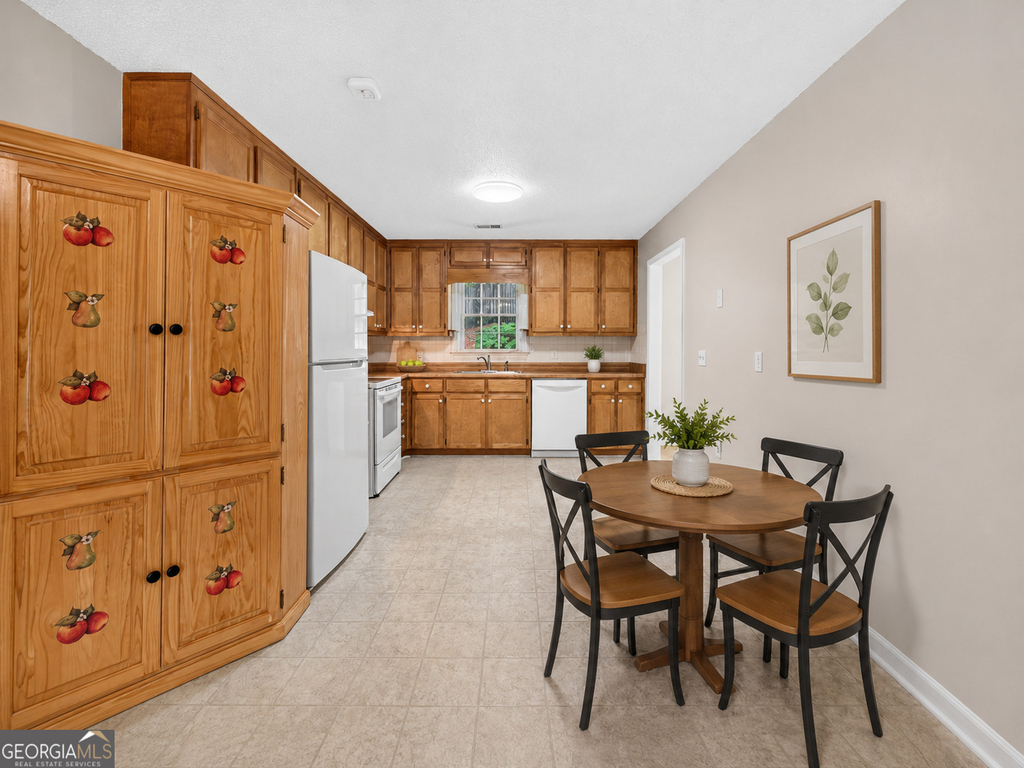 129 Springbrook Drive - Photo 11