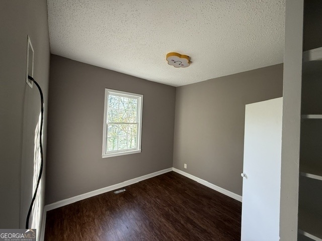 6790 Queen Mill Road Se - Photo 4