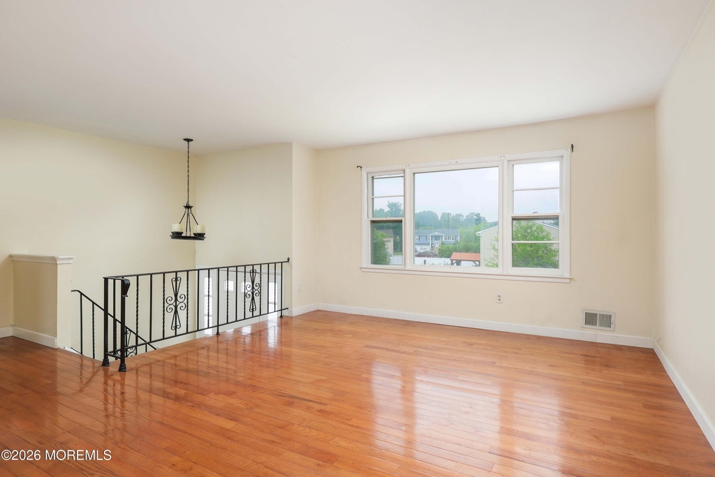 17 Wisteria Place - Photo 2