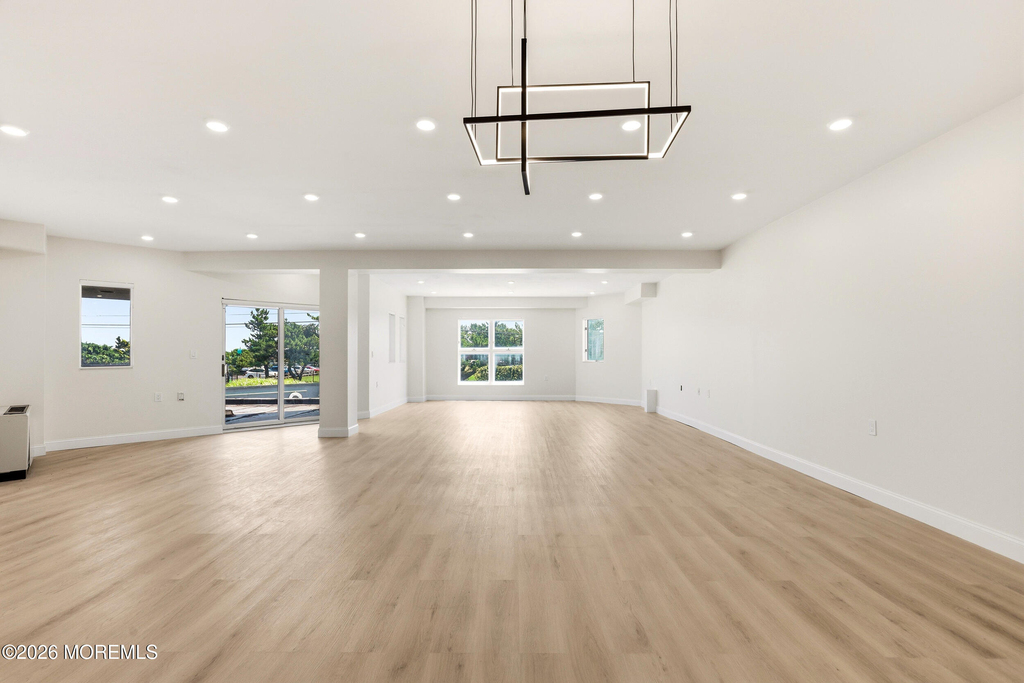 300 Ocean Avenue N - Photo 14