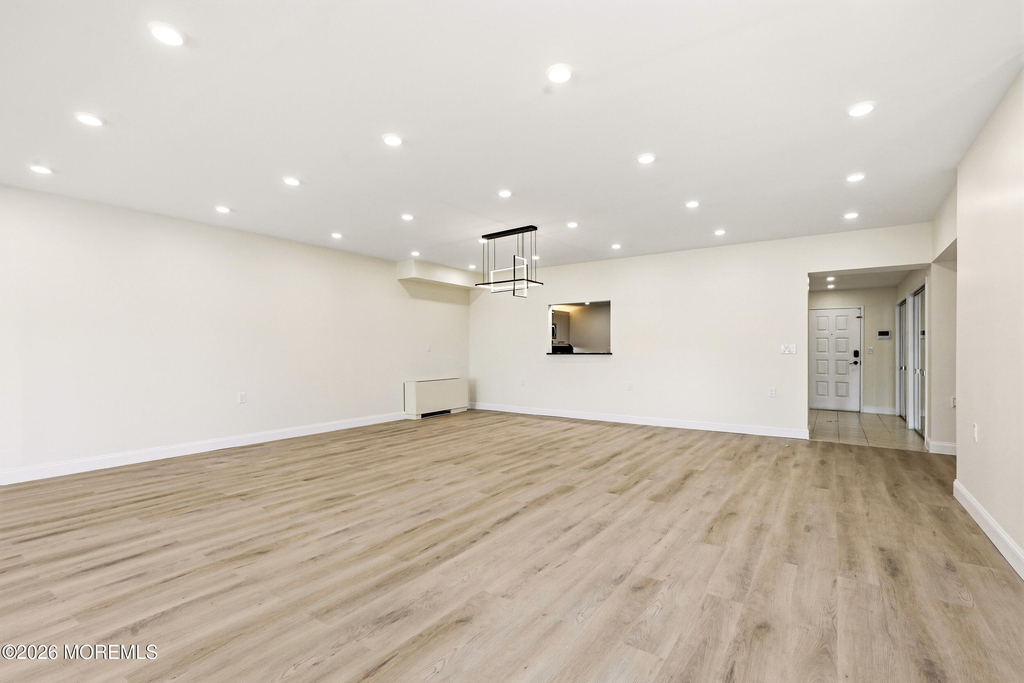 300 Ocean Avenue N - Photo 16