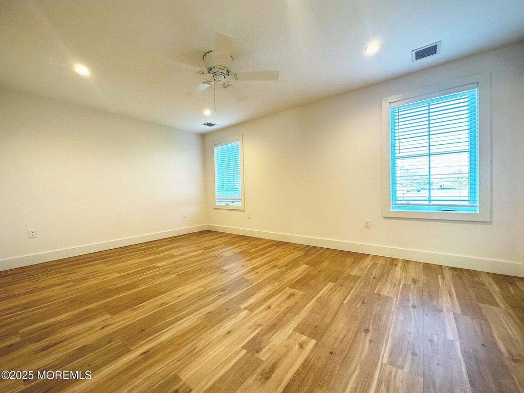 2139 Bridge Avenue - Photo 5
