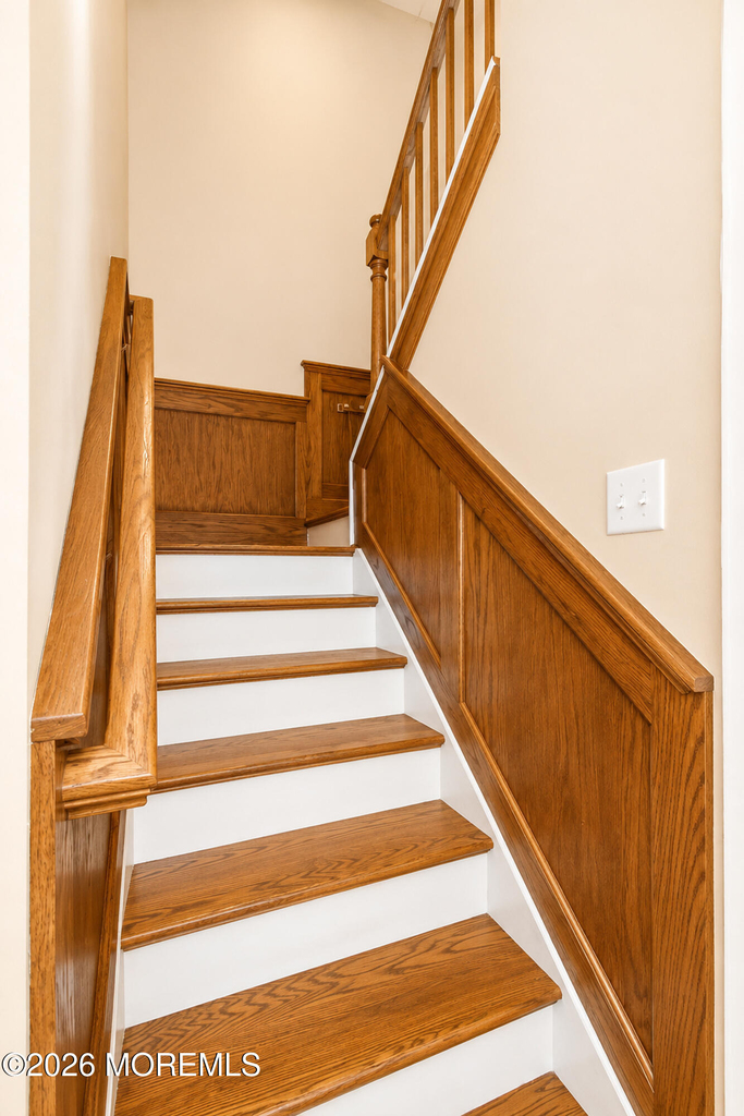 350 Bernard Drive - Photo 23