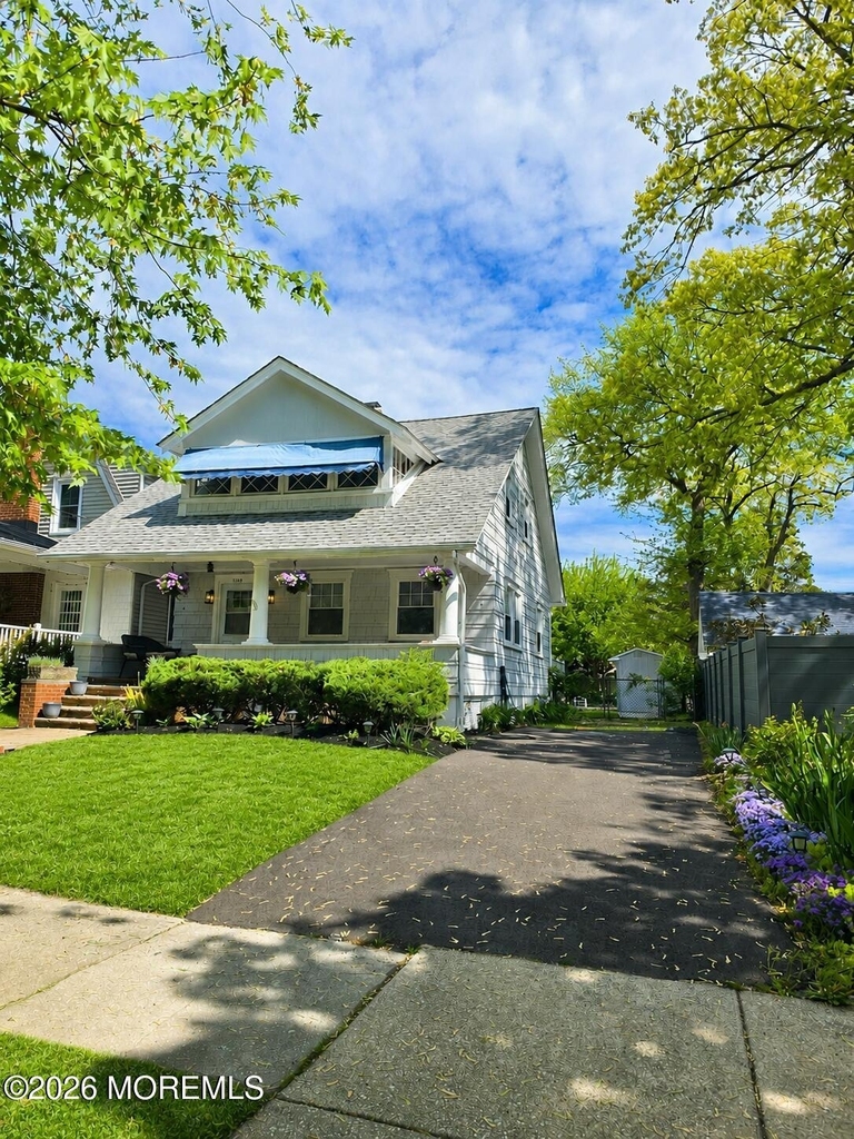 1305 4th Avenue - Photo 0