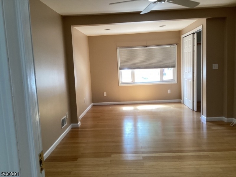 275 Wanaque Ave - Photo 7