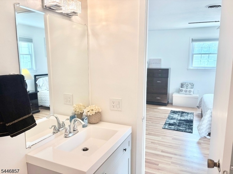 104 Nautilus Dr - Photo 14