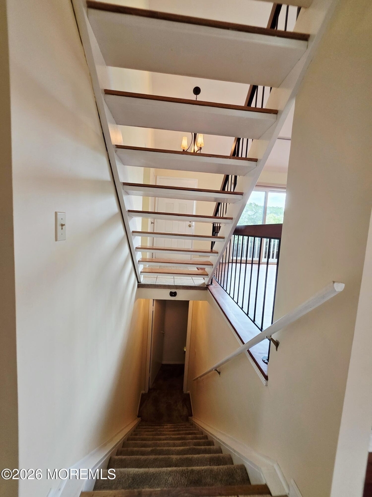 97 Cotswold Circle - Photo 32