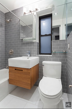 East 8 Street - Photo 3