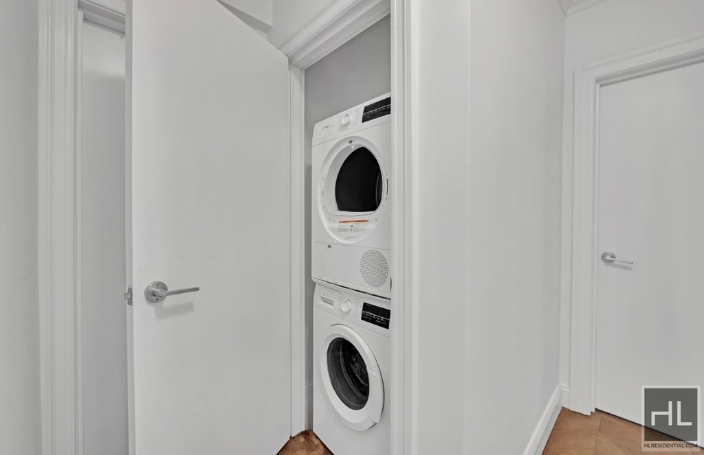 East 66th Street - Photo 4