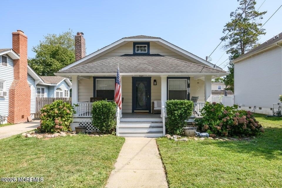 1314 Laurel Avenue - Photo 0