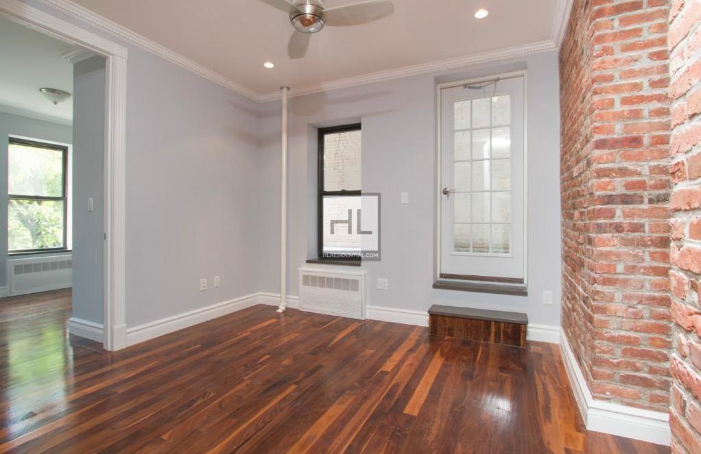 East 11th Street - Photo 14