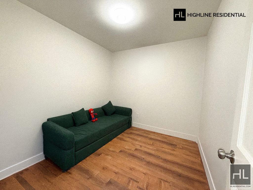 90 - Photo 3