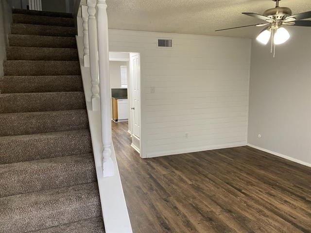1604 Sun Valley Drive - Photo 8