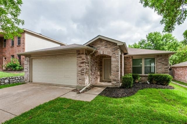 2508 Clear Brook Drive - Photo 1
