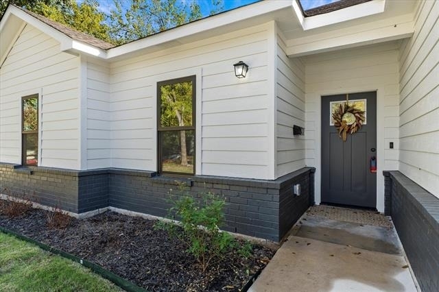 3907 Simonds Street - Photo 3