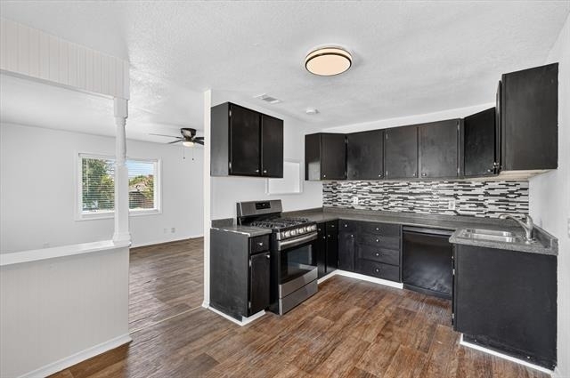 815 Wilson Drive - Photo 3