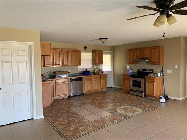 404 S Belknap Street - Photo 1
