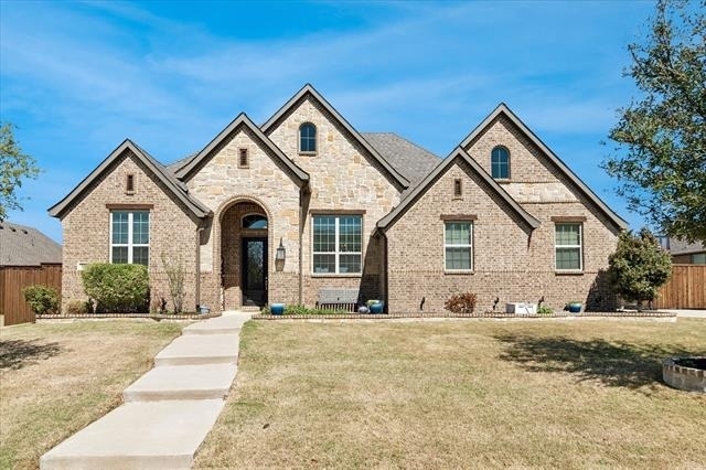 1761 Shavano Way - Photo 0
