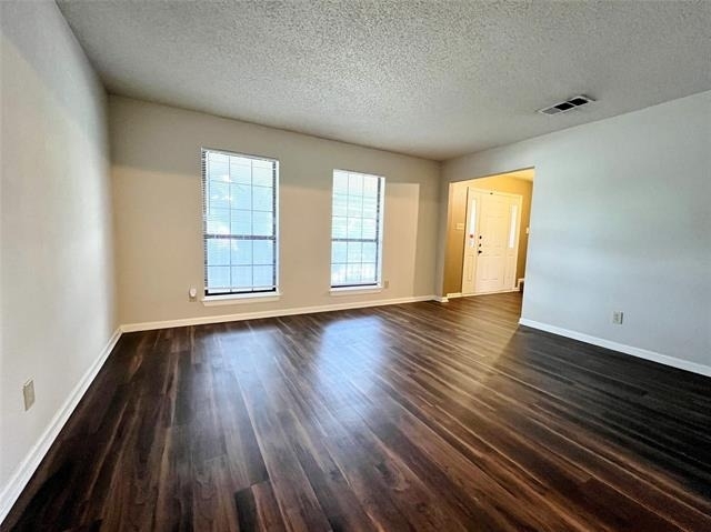 2019 Longmeadow Court - Photo 1