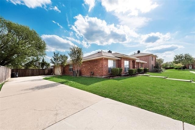 506 Pecos Path Drive - Photo 0