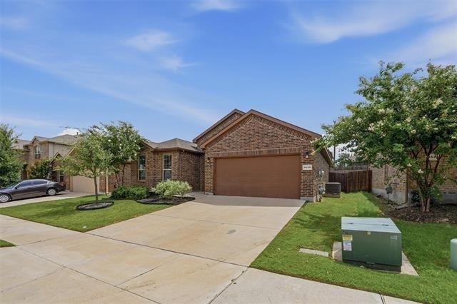 9528 Blaine Drive - Photo 1