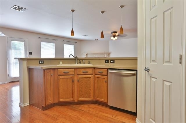 809 Robbin Circle - Photo 4