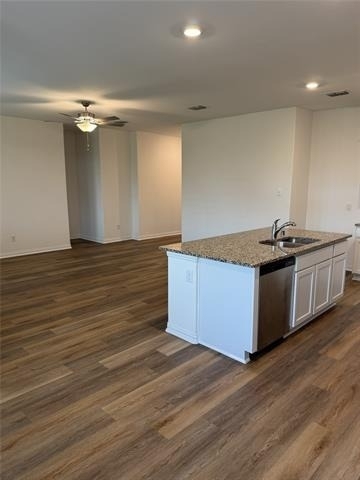 537 Robinson Way - Photo 4