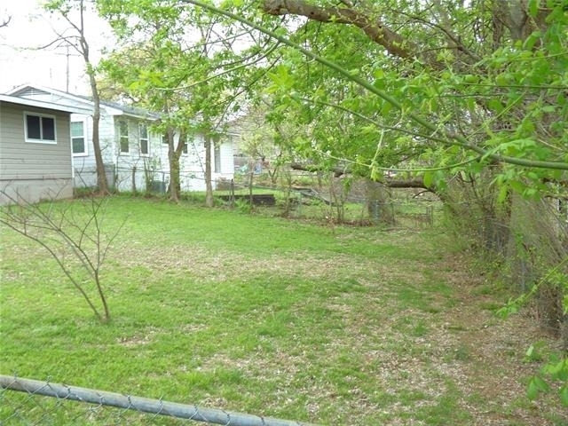 501 S Perry Street - Photo 10