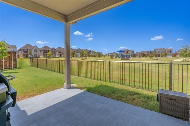 8715 Royal Star Road - Photo 27