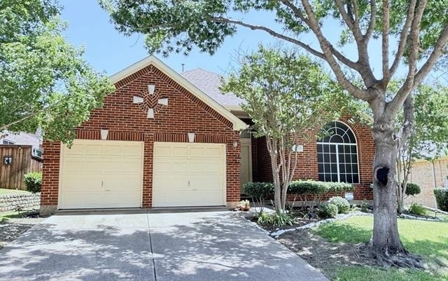 9816 Hickory Hollow Lane - Photo 0