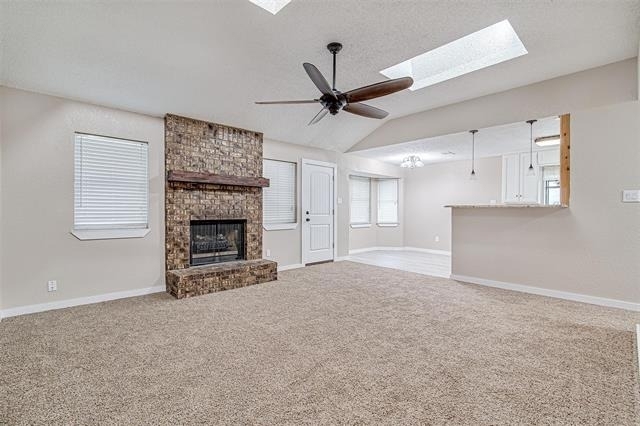 937 Springhill Drive - Photo 4
