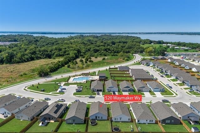 520 Waymaker Way - Photo 0
